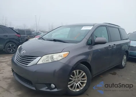 2012 Toyota Sienna Xle V6 8 Passenger из США, поврежденный, VIN 5TDYK3DC9CS261857